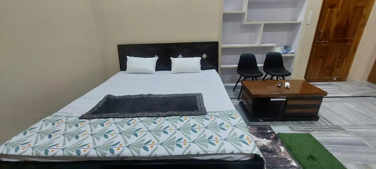 Urmila'S Homestay Varanasi