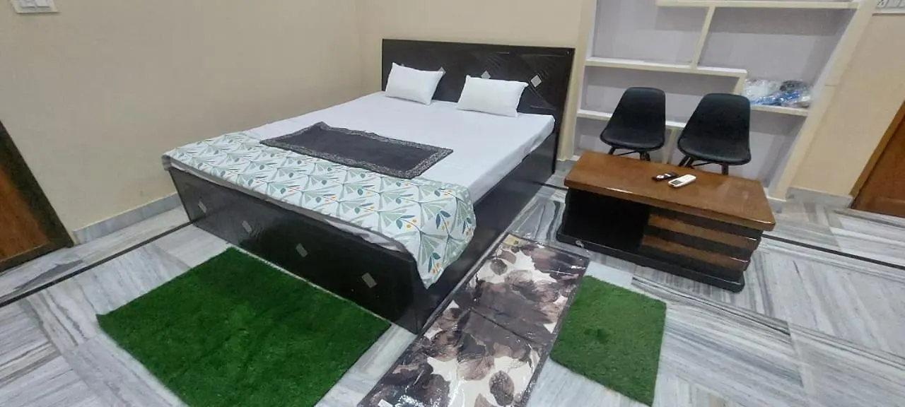Urmila'S Homestay Varanasi